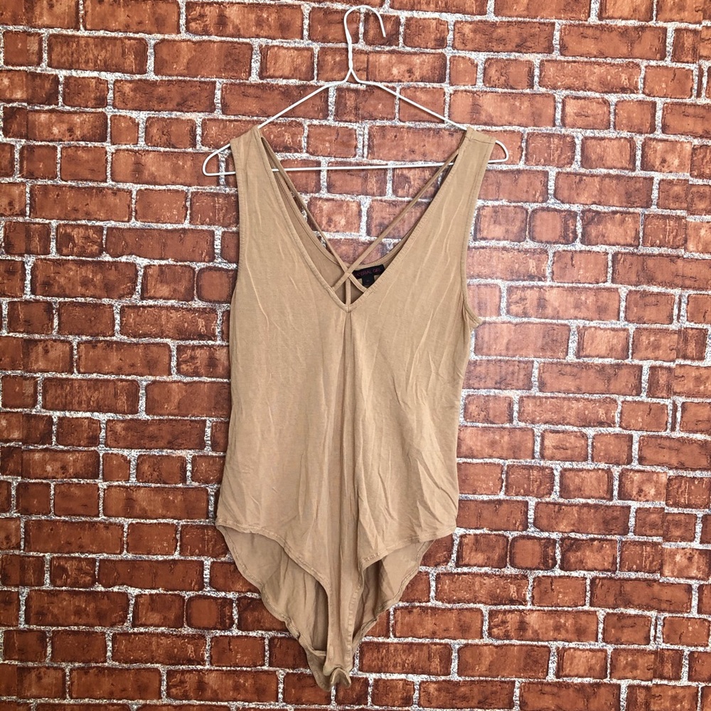 💢SOLD💢Tan bodysuit